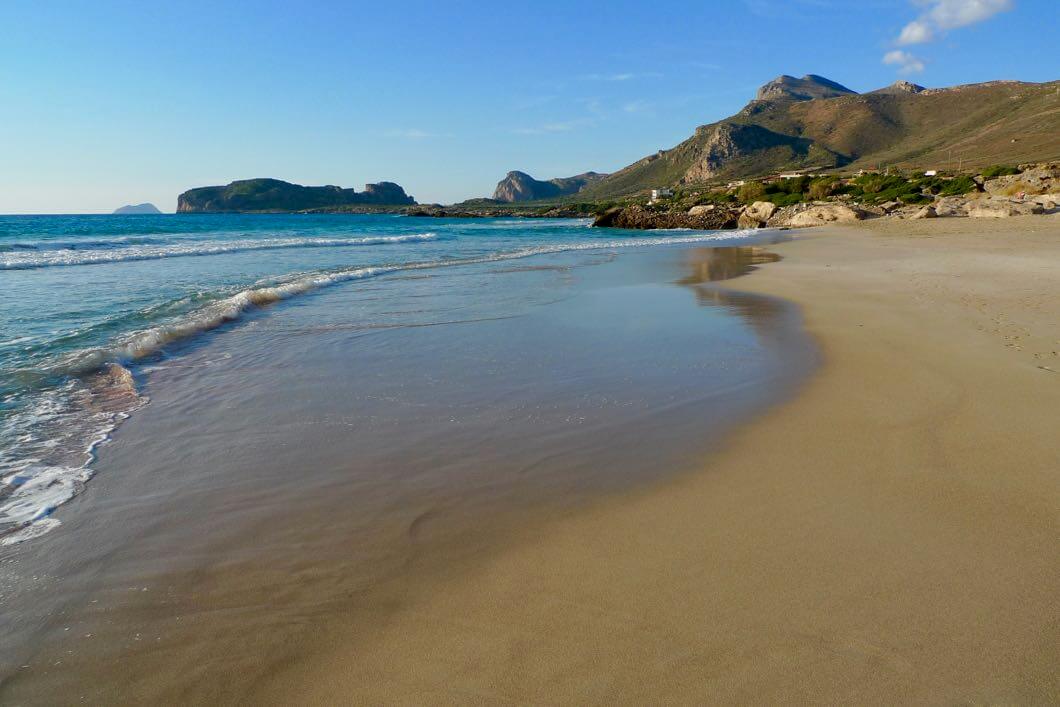 Sandstrand von Falassarna mit Blick Richtung Norden