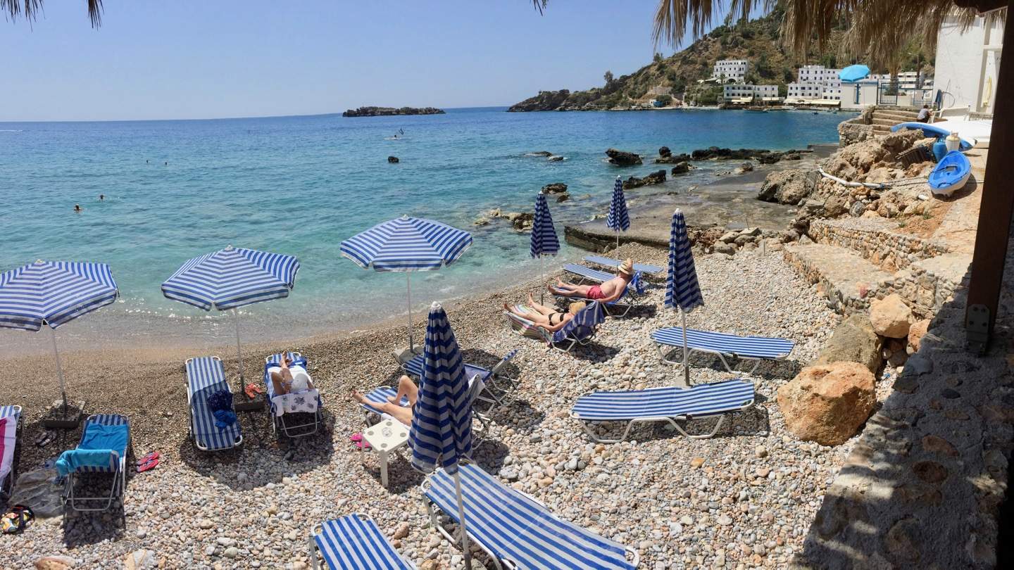 Strand am Ende von Loutro