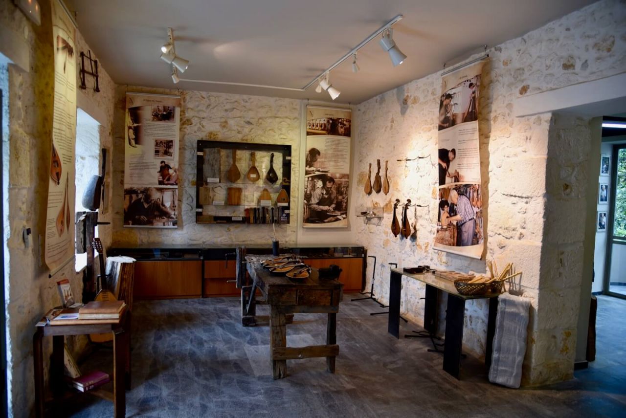 Lyra Workshop Rethymno Innenansicht