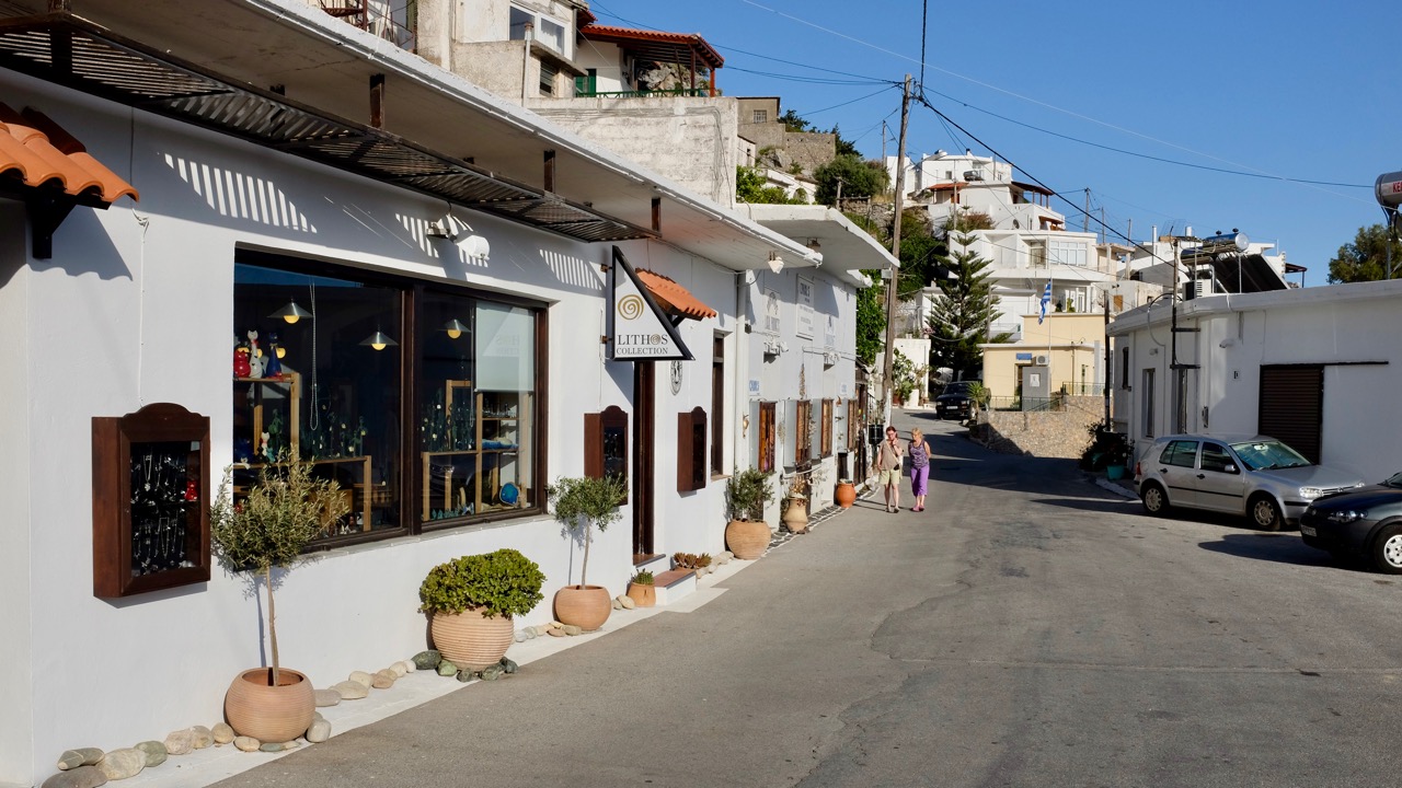 Schmuckhandwerk bei Lithos und Carol's in Myrthios